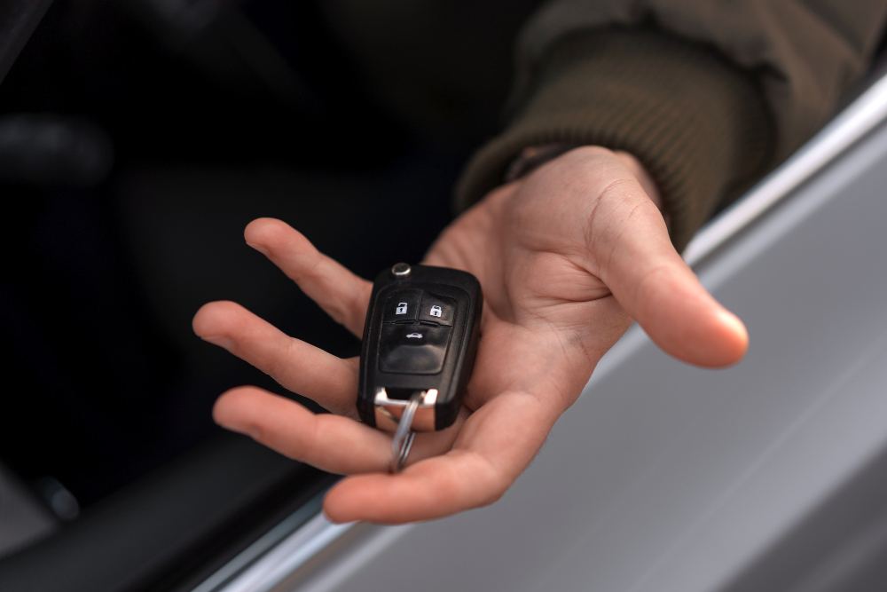 Програмиране на ключове и чипове — AutoLuxKey
